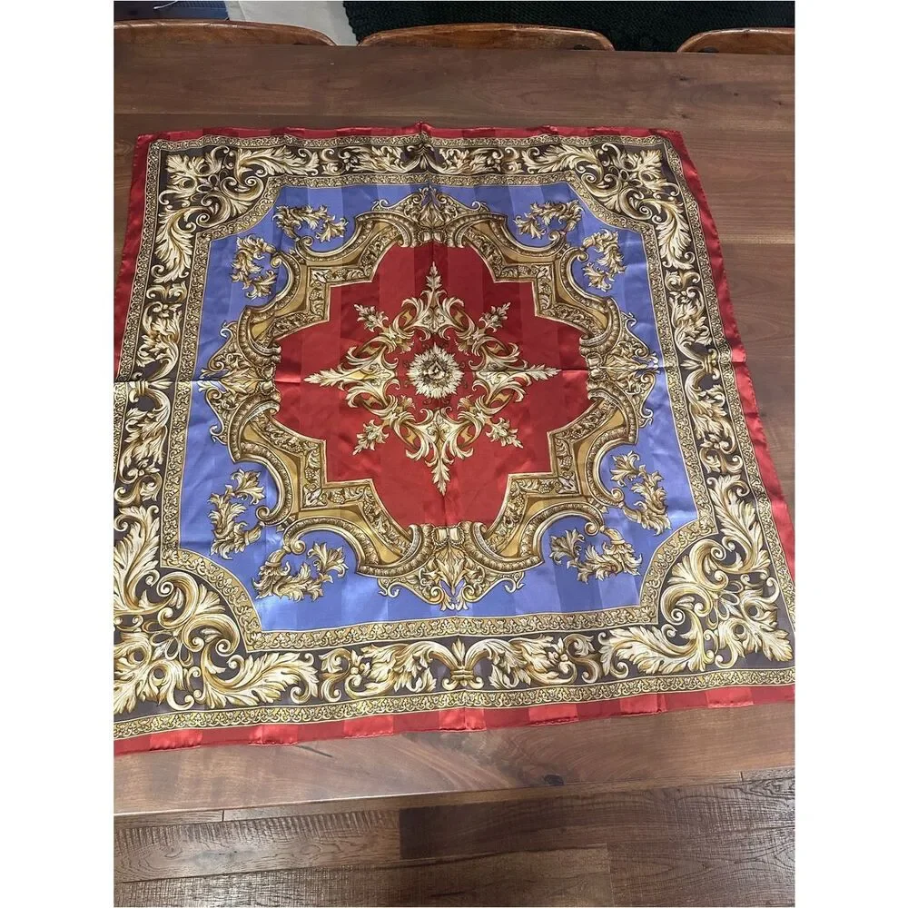Man Li Er 100% Silk Scarf